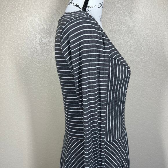Modcloth Gray White Stripe Weekend Plans Skater Dress Ribbed Stretch Size L - Picture 13 of 15